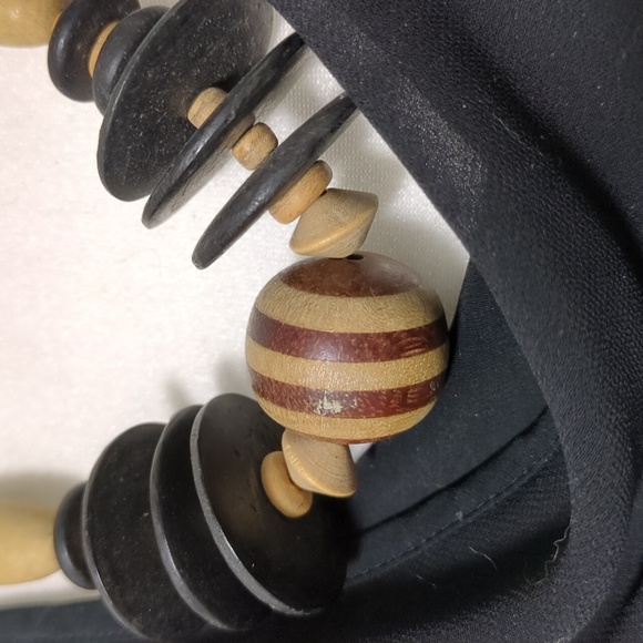 Vintage Eclectic Wood Beaded Necklace - Picture 13 of 13